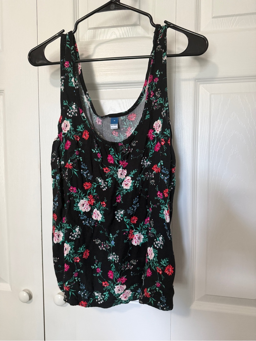 Old Navy Black Floral Tank Top Medium Rayon Sleeveless Top